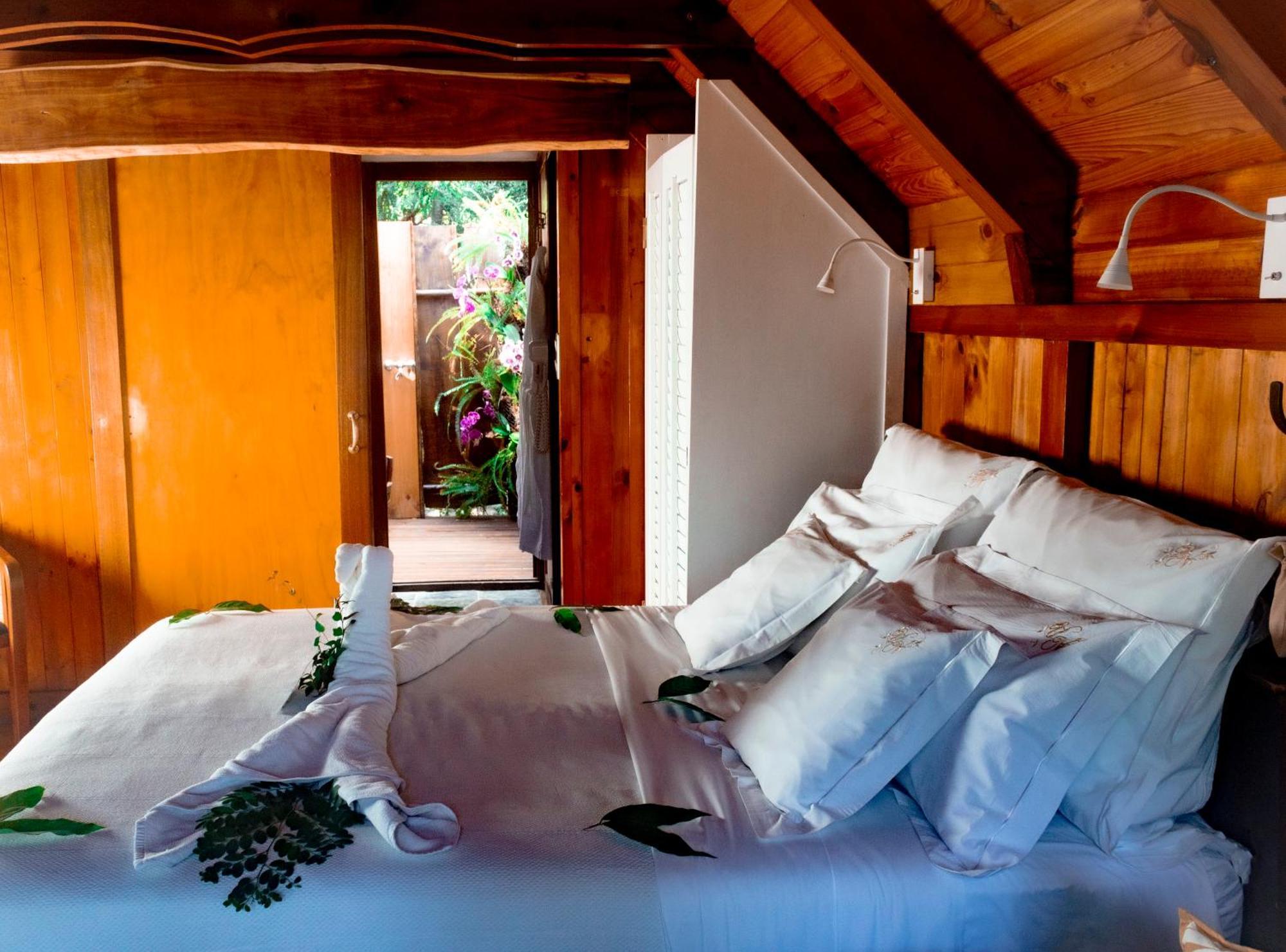 Lodge Roche Tamarin Ла Посесион Екстериор снимка